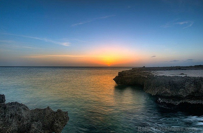Aruba ir 33km gara sala Mazo Antiļu salu grupā, kas kopā ar Nīderlandi, Sintmārtenu un Kirasao veido Nīderlandes karalisti. Foto: www.aruba.com Aruba ir 33km gara sala Mazo Antiļu salu grupā, kas kopā ar Nīderlandi, Sintmārtenu un Kirasao veido Nīderlandes karalisti. Foto: www.aruba.com 85373