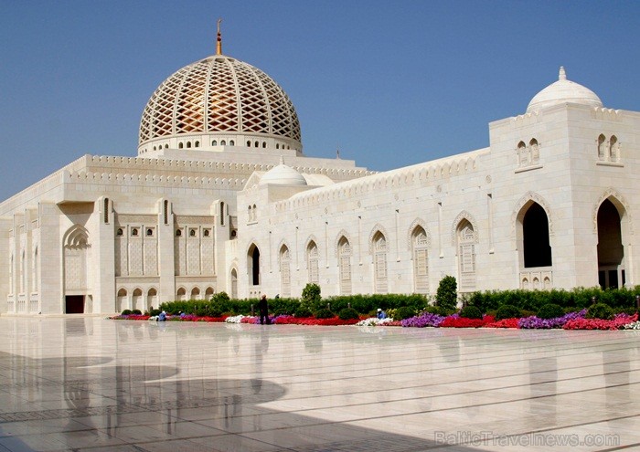 Omānas Sultanāts tiek dēvēts par vienu no tradicionālākajām un skaistākajām arābu zemēm. Foto: Oman Ministry of Tourism Omānas Sultanāts tiek dēvēts par vienu no tradicionālākajām un skaistākajām arābu zemēm. Foto: Oman Ministry of Tourism 86806