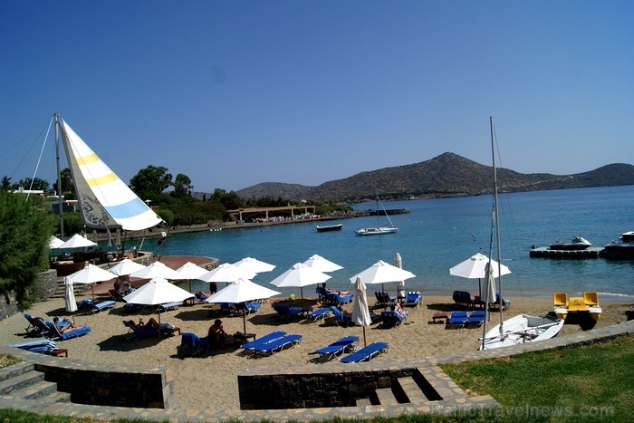 Krētas greznais kūrorts Elunda piedāvā dažādas atrakcijas uz ūdens gan ģimenēm ar bērniem, gan adrenalīna cienītājiem www.visitgreece.gr Krētas greznais kūrorts Elunda piedāvā dažādas atrakcijas uz ūdens gan ģimenēm ar bērniem, gan adrenalīna cienītājiem www.visitgreece.gr 91030