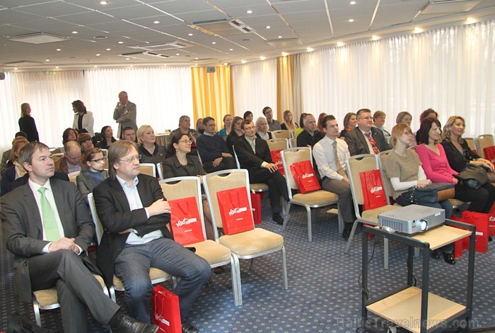Viesnīcas Radisson Blu Rīdzene konferenču zālē 17.04.2013 pulcējās Latvijas ceļojumu konsultanti Viesnīcas Radisson Blu Rīdzene konferenču zālē 17.04.2013 pulcējās Latvijas ceļojumu konsultanti 92568