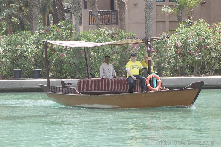 Travelnews.lv apmeklē greznu viesnīcu kompleksu Dubaijā - «Madinat Jumeirah Resort». Foto sponsors: www.GoAdventure.lv Travelnews.lv apmeklē greznu viesnīcu kompleksu Dubaijā - «Madinat Jumeirah Resort». Foto sponsors: www.GoAdventure.lv 96162