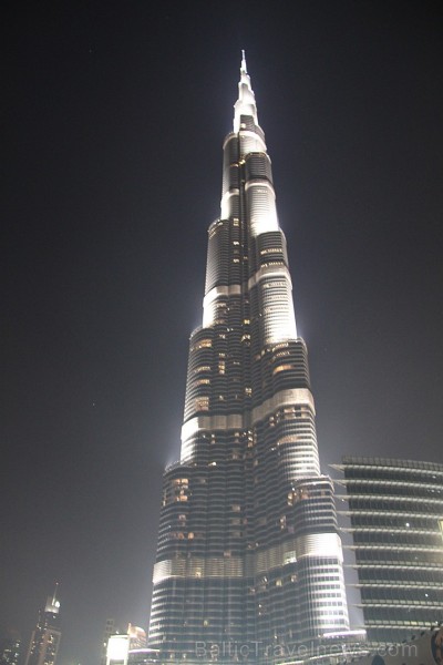 Travelnews.lv apmeklē Dubaijas muzikālās un pasaulē visaugstākās strūklakas. Foto sponsors: www.GoAdventure.lv Travelnews.lv apmeklē Dubaijas muzikālās un pasaulē visaugstākās strūklakas. Foto sponsors: www.GoAdventure.lv 96507