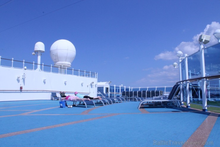 Emerald Princess 5* LUX ir viens no premium klases laineriem, kas izmēru ziņā ir otrs lielākais Princess kuģu flotē. Vairāk informācijas - www.breeze Emerald Princess 5* LUX ir viens no premium klases laineriem, kas izmēru ziņā ir otrs lielākais Princess kuģu flotē. Vairāk informācijas - www.breeze 96584