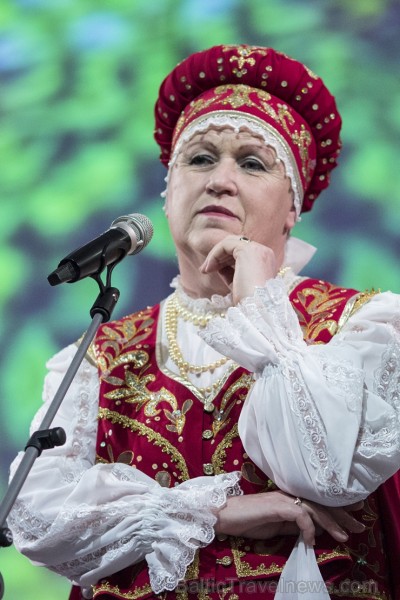 XXV Vispārējo latviešu dziesmu un XV deju svētku ietvaros pirmdien, 1. jūlijā, Lielajā Ģildē notika mazākumtautību kolektīvu koncertuzvedums Zem viena XXV Vispārējo latviešu dziesmu un XV deju svētku ietvaros pirmdien, 1. jūlijā, Lielajā Ģildē notika mazākumtautību kolektīvu koncertuzvedums Zem viena 97700