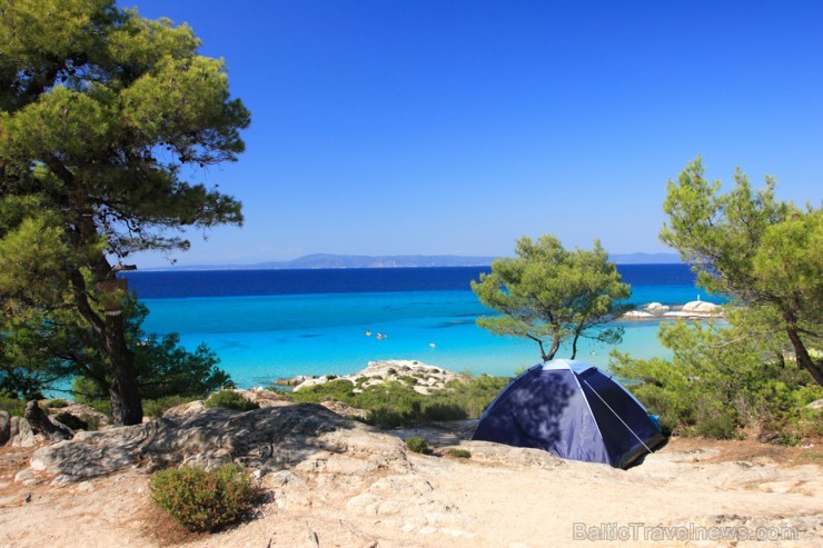 Halkidiki pussala – Grieķijas kūrorta atpūtas īstā pērle. No gada gadā, tūkstošiem atpūtnieki no visas pasaules, izvēlās Halkidiki pussalu kā ideālu v Halkidiki pussala – Grieķijas kūrorta atpūtas īstā pērle. No gada gadā, tūkstošiem atpūtnieki no visas pasaules, izvēlās Halkidiki pussalu kā ideālu v 98369