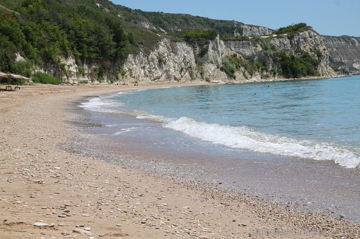 Bulgārija piedāvā pasaules klases golfa laukumu «Thracian Cliffs Golf & Beach Resort». Foto sponsors: www.goadventure.lv Bulgārija piedāvā pasaules klases golfa laukumu «Thracian Cliffs Golf & Beach Resort». Foto sponsors: www.goadventure.lv 98754