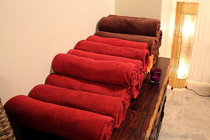Par papildus samaksu varat apmeklēt pirti, relaksēties japāņu baseinā un izbaudīt Zen-SPA pakalpojumus. www.kreutzwaldhotel.com Par papildus samaksu varat apmeklēt pirti, relaksēties japāņu baseinā un izbaudīt Zen-SPA pakalpojumus. www.kreutzwaldhotel.com 100825