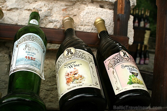 Bulgārijas ainavas ir daudzveidīgas un pilnas pārsteigumu: melnās jūras piekrastes, mežonīgu kalnu grēdas un gleznainas aizas.
www.novatours.lv Bulgārijas ainavas ir daudzveidīgas un pilnas pārsteigumu: melnās jūras piekrastes, mežonīgu kalnu grēdas un gleznainas aizas.
www.novatours.lv 101038