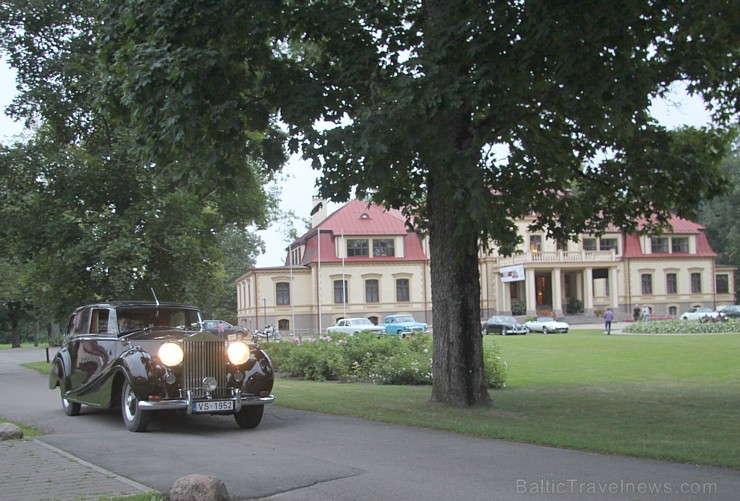 No 25. – 27. jūlijam (2013) tiek aizvadīts 5. Jubilejas Dikļu pils Retro rallijs. Foto sponsors: www.diklupils.lv No 25. – 27. jūlijam (2013) tiek aizvadīts 5. Jubilejas Dikļu pils Retro rallijs. Foto sponsors: www.diklupils.lv 101597