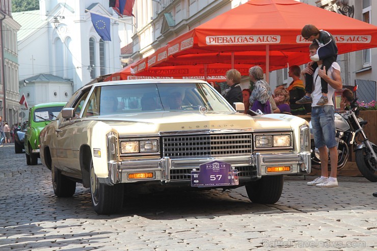17.08.2013 Rīgas svētku ietvaros norisinājās gada lielākais seno spēkratu salidojums «Rīga Retro 2013». Foto sponsors: www.grandpalaceriga.com 17.08.2013 Rīgas svētku ietvaros norisinājās gada lielākais seno spēkratu salidojums «Rīga Retro 2013». Foto sponsors: www.grandpalaceriga.com 103476