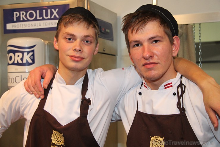 Pārtikas izstādes «Riga Food 2013» ietvaros norisinājās Latvijas pavārzeļļu konkurss. Vairāk informācijas - www.chef.lv Pārtikas izstādes «Riga Food 2013» ietvaros norisinājās Latvijas pavārzeļļu konkurss. Vairāk informācijas - www.chef.lv 104822