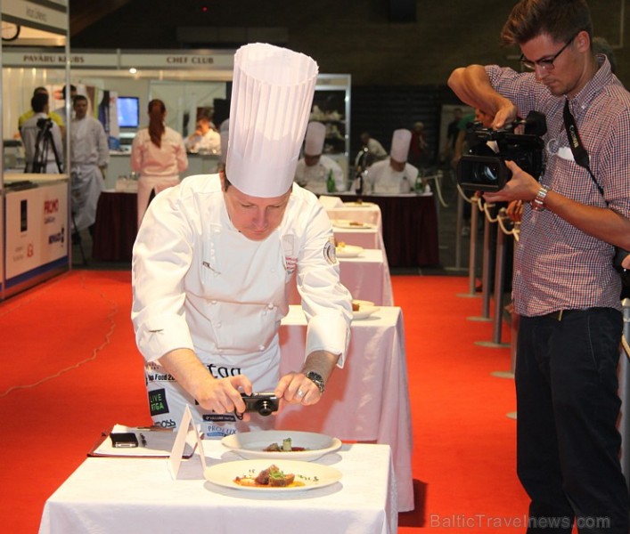Pārtikas izstādes «Riga Food 2013» ietvaros norisinājās Latvijas pavārzeļļu konkurss. Vairāk informācijas - www.chef.lv Pārtikas izstādes «Riga Food 2013» ietvaros norisinājās Latvijas pavārzeļļu konkurss. Vairāk informācijas - www.chef.lv 104832