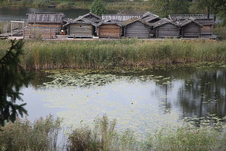 Nestora hronikā «Pagājušo laiku stāsts», kas datēta ar 1113. gadu, pirmo reizi vārdā saukti latgaļi un Latgaļu zemes nosaukums 106322