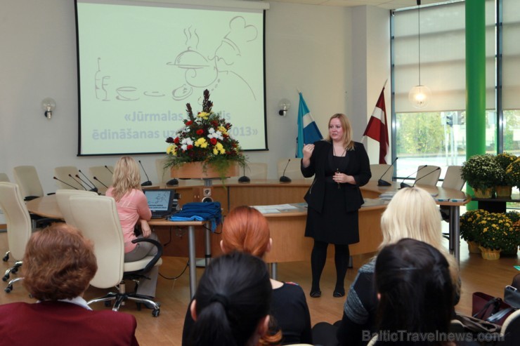 Jūrmalas pilsētas domē 11.10.13 godināja konkursa Jūrmalas labākais ēdināšanas uzņēmums 2013 uzvarētājus. Žūrija visaugstāk novērtējusi restorānu Cavi Jūrmalas pilsētas domē 11.10.13 godināja konkursa Jūrmalas labākais ēdināšanas uzņēmums 2013 uzvarētājus. Žūrija visaugstāk novērtējusi restorānu Cavi 107482
