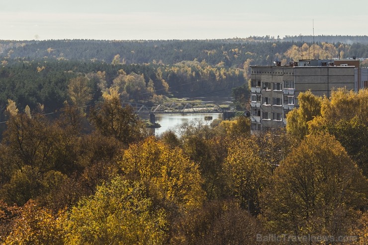 Svētā Sīmaņa baznīca ir lieliska platforma zelta rudens baudīšanai Valmierā 107660