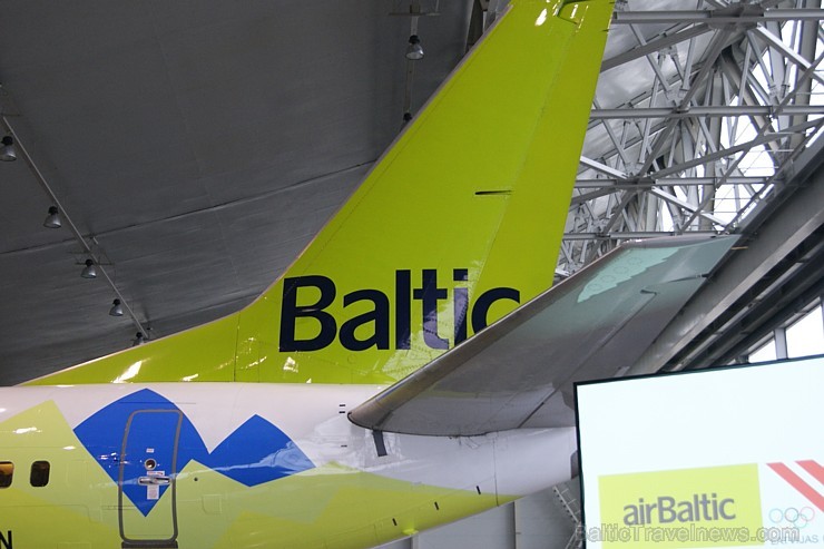 Latvijas nacionālā aviokompānija airBaltic 24.10.2013 svinīgi atklājusi savu īpašā dizaina Boeing 737 lidmašīnu, lai atzīmētu sadarbības uzsākšanu ar Latvijas nacionālā aviokompānija airBaltic 24.10.2013 svinīgi atklājusi savu īpašā dizaina Boeing 737 lidmašīnu, lai atzīmētu sadarbības uzsākšanu ar 108263