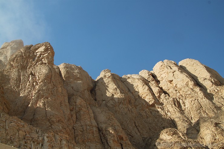 Travelnews.lv apmeklē valdnieces Hatšepsutas templi Luksorā. Vairāk informācijas par ceļojumiem uz Ēģipti - www.GoAdventure.lv Travelnews.lv apmeklē valdnieces Hatšepsutas templi Luksorā. Vairāk informācijas par ceļojumiem uz Ēģipti - www.GoAdventure.lv 109709