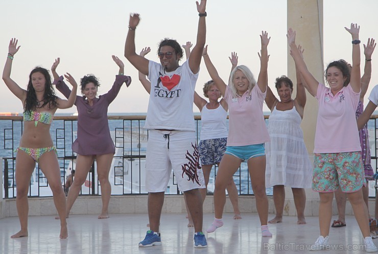 Travelnews.lv dzīvo un iepazīst Hurgadas viesnīcu «SunrisE Holidays Resort». Vairāk informācijas par ceļojumiem uz Ēģipti - www.goadventure.lv 110680