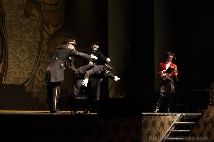 2013. gada decembrī populārā koncertiestudējuma Cabaret izrādes notiks koncertzālē Palladium. Foto: www.fotoatelje.lv 2013. gada decembrī populārā koncertiestudējuma Cabaret izrādes notiks koncertzālē Palladium. Foto: www.fotoatelje.lv 110756