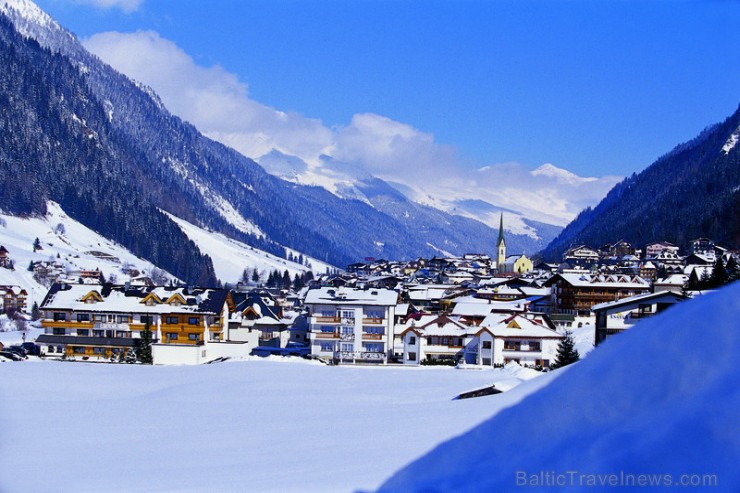 Ischgl tiek dēvēta par Austrijas slēpotāju un snovbordistu Meku. Vairāk informācijas - www.ischgl.com Ischgl tiek dēvēta par Austrijas slēpotāju un snovbordistu Meku. Vairāk informācijas - www.ischgl.com 112397