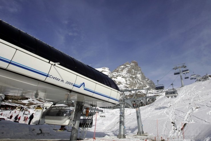 Červiņjas kūrorts atrodas Itālijas augstākajā kalnu rajonā, kurā ietilpst Monblāna un Monte Rozas dienvidu nogāzes. Vairāk informācijas - www.cervinia Červiņjas kūrorts atrodas Itālijas augstākajā kalnu rajonā, kurā ietilpst Monblāna un Monte Rozas dienvidu nogāzes. Vairāk informācijas - www.cervinia 112471