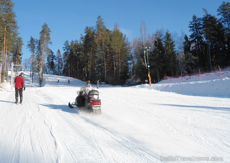 26.01.2014 Riekstukalna apmeklētājus sals nebiedēja. Par spīti lielajam aukstumam ziemas priekus baudīja gan mazi, gan lieli 26.01.2014 Riekstukalna apmeklētājus sals nebiedēja. Par spīti lielajam aukstumam ziemas priekus baudīja gan mazi, gan lieli 113328