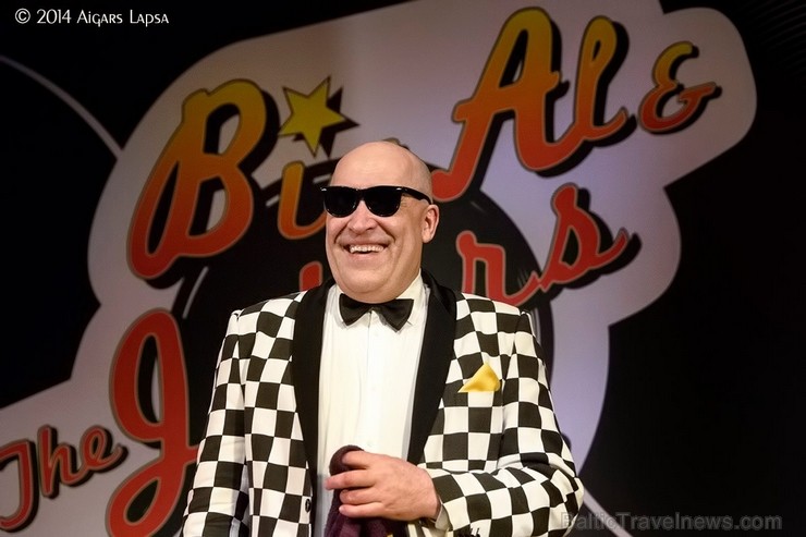 Pagājis gads kopš dzīvsepriecīgās rokenrola grupas Big Al & The Jokers dibināšanas, kuru grupa atzīmēja ar koncertu tūri pa Latvijas pilsētām. Pagājis gads kopš dzīvsepriecīgās rokenrola grupas Big Al & The Jokers dibināšanas, kuru grupa atzīmēja ar koncertu tūri pa Latvijas pilsētām. 118439