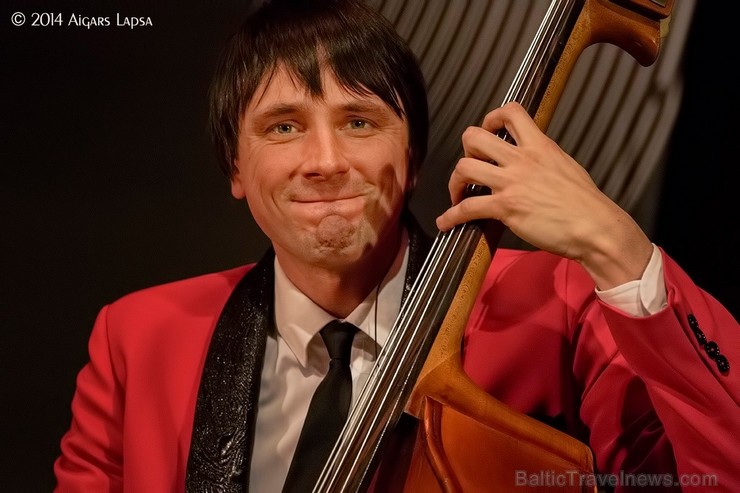 Pagājis gads kopš dzīvsepriecīgās rokenrola grupas Big Al & The Jokers dibināšanas, kuru grupa atzīmēja ar koncertu tūri pa Latvijas pilsētām. Pagājis gads kopš dzīvsepriecīgās rokenrola grupas Big Al & The Jokers dibināšanas, kuru grupa atzīmēja ar koncertu tūri pa Latvijas pilsētām. 118442