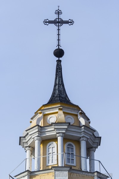 Sv. Pētera Ķēdēs Romas katoļu baznīcas arhitektūrā jaušamas klasicisma iezīmes 119021