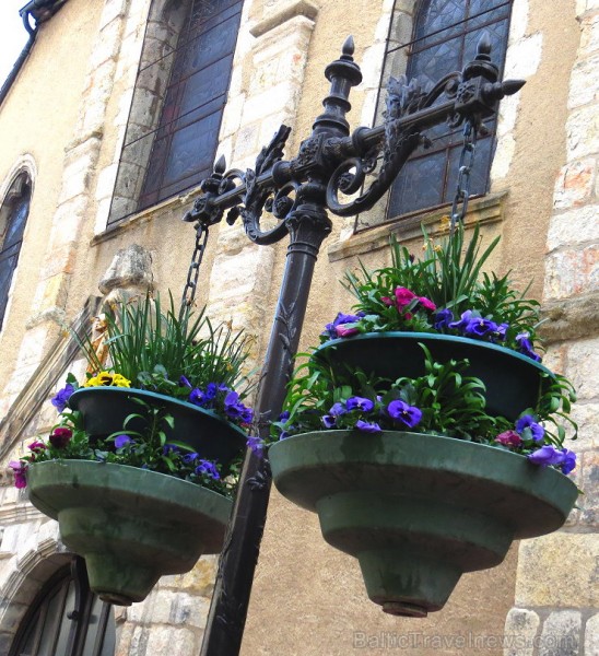 Pilsēta Montlucon iepazīstina ar jaunu, modernu un interaktīvu mūzikas muzeju MUPOP. Vairāk www.mupop.fr un www.montlucontourisme.com Pilsēta Montlucon iepazīstina ar jaunu, modernu un interaktīvu mūzikas muzeju MUPOP. Vairāk www.mupop.fr un www.montlucontourisme.com 119729
