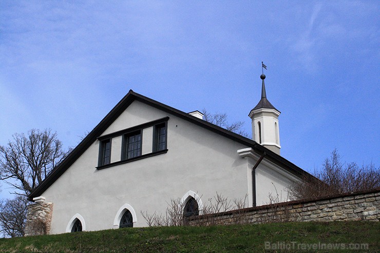 Keilas ūdenskritums ceļotājus piesaista visos gadalaikos un spēj ikvienu apburt gan ziemā, gan vasarā. Vairāk - www.visitestonia.com Keilas ūdenskritums ceļotājus piesaista visos gadalaikos un spēj ikvienu apburt gan ziemā, gan vasarā. Vairāk - www.visitestonia.com 119946