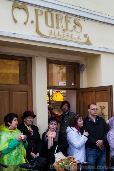 4. maijā Ogrē notika pirmais Tvīda brauciens. Lai gan lietus gāza aumaļām, braucienā piedalījās ap 100 dalībnieku 4. maijā Ogrē notika pirmais Tvīda brauciens. Lai gan lietus gāza aumaļām, braucienā piedalījās ap 100 dalībnieku 120639