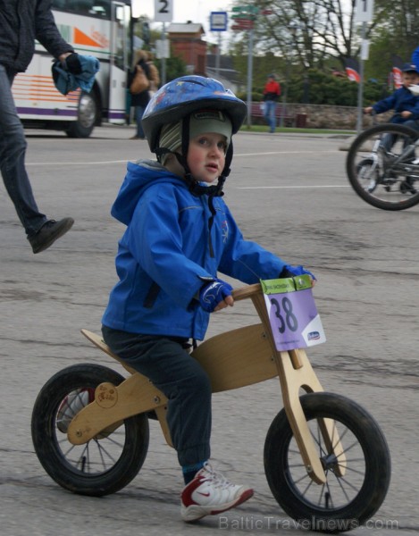 11. maijā Smiltenē norisinājās SEB MTB maratona 2. posms, kurā tika pārstāvēti arī paši mazākie dalībnieki 11. maijā Smiltenē norisinājās SEB MTB maratona 2. posms, kurā tika pārstāvēti arī paši mazākie dalībnieki 121056