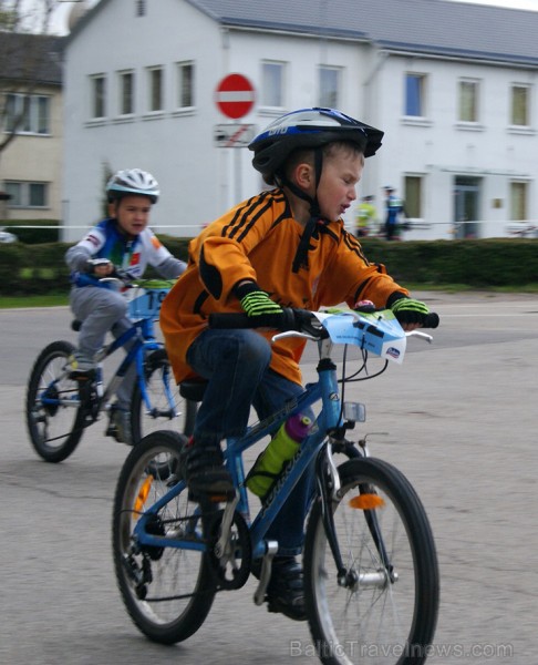 11. maijā Smiltenē norisinājās SEB MTB maratona 2. posms, kurā tika pārstāvēti arī paši mazākie dalībnieki 11. maijā Smiltenē norisinājās SEB MTB maratona 2. posms, kurā tika pārstāvēti arī paši mazākie dalībnieki 121074