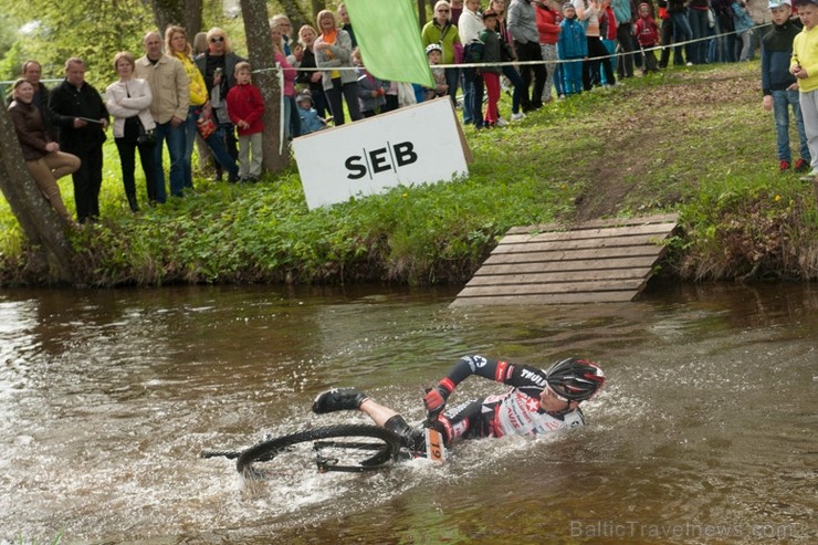 11. maijā Smiltenē norisinājās SEB MTB maratona 2. posms. Nākamais posms paredzēts 15. junijā Vietalvā. Piesakies www.velo.lv 11. maijā Smiltenē norisinājās SEB MTB maratona 2. posms. Nākamais posms paredzēts 15. junijā Vietalvā. Piesakies www.velo.lv 121135