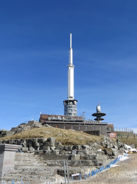 Travelnews.lv dodas iepazīt Francijas slaveno Puy de Dome virsotni ar 80 vulkāniem www.panoramiquedesdomes.fr Travelnews.lv dodas iepazīt Francijas slaveno Puy de Dome virsotni ar 80 vulkāniem www.panoramiquedesdomes.fr 125300