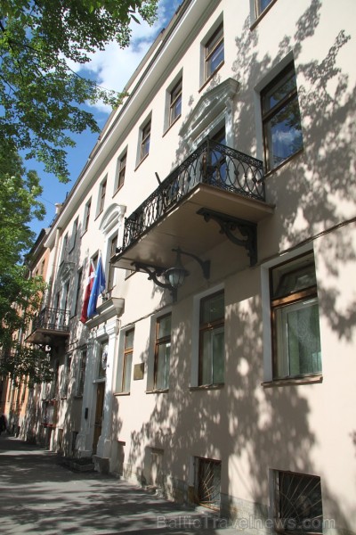Latvijas Republikas ģenerālkonsulāts Sanktpēterburgā - Vasiljevskij ostrov, 10.linija, 11, Sanktpēterburga 125491