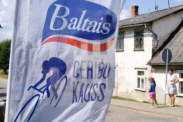 26.07.2014 Emīlijas Sonkas, kas pirms 50 gadiem izcīnīja pasaules čempiones riteņbraukšanā titulu, dzimtajā Alsungā tika aizvadīts kārtējais «Baltais 26.07.2014 Emīlijas Sonkas, kas pirms 50 gadiem izcīnīja pasaules čempiones riteņbraukšanā titulu, dzimtajā Alsungā tika aizvadīts kārtējais «Baltais 129322