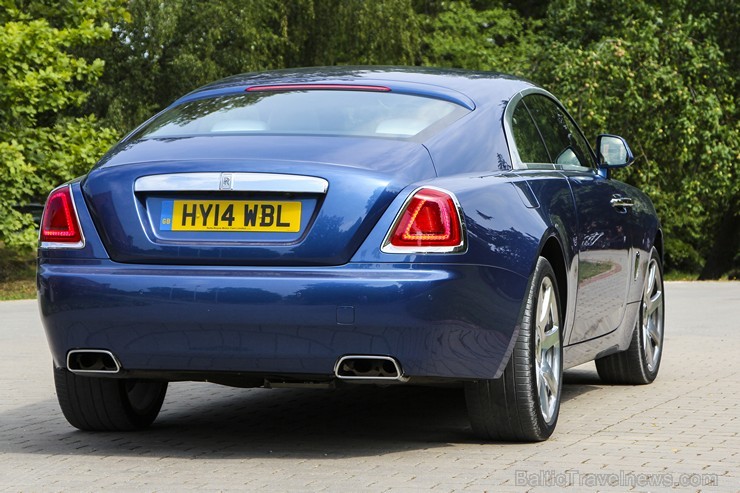 Ceļojums ar «Rolls Royce Wraith» uz Kuldīgu... maza atpūtas pauze Jaunmoku pilī (www.jaunmokupils.lv) Ceļojums ar «Rolls Royce Wraith» uz Kuldīgu... maza atpūtas pauze Jaunmoku pilī (www.jaunmokupils.lv) 129524