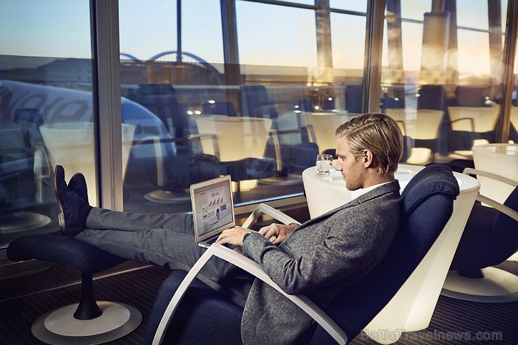 Somu lidsabiedrība Finnair iepazīstina ar mītnes lidostas Helsinkos piedāvātajiem pakalpojumiem. Vairāk informācijas www.finnair.lv Somu lidsabiedrība Finnair iepazīstina ar mītnes lidostas Helsinkos piedāvātajiem pakalpojumiem. Vairāk informācijas www.finnair.lv 135211