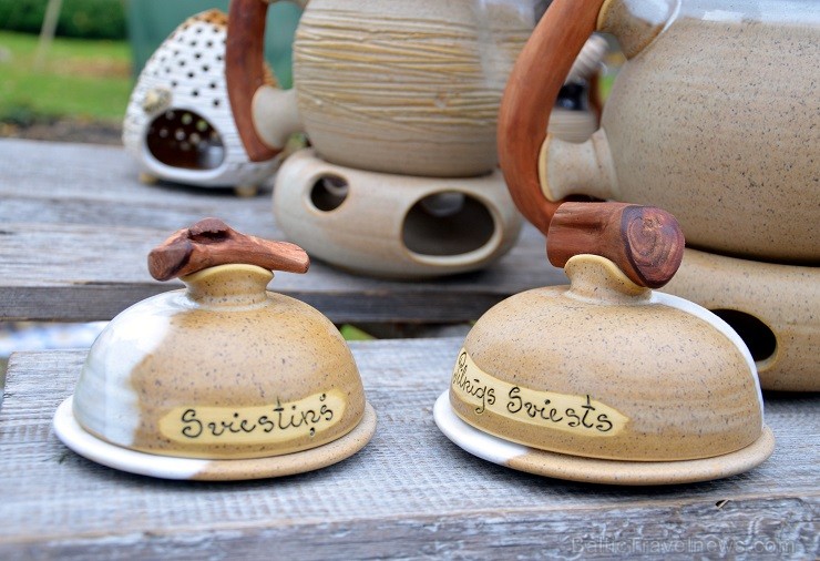 Sestdien, 11.oktobrī, Valmierā tika aizvadīts tradicionālais Simjūda gadatirgus. Šogad tas bija īpaši apmeklēts un priecēja kā pircējus, tā pārdevējus Sestdien, 11.oktobrī, Valmierā tika aizvadīts tradicionālais Simjūda gadatirgus. Šogad tas bija īpaši apmeklēts un priecēja kā pircējus, tā pārdevējus 136169