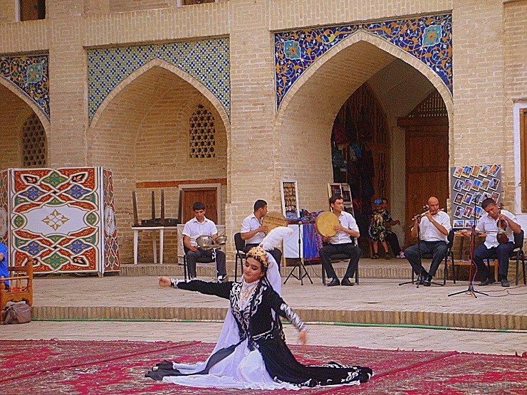 Nākamgadam jau var pieteikties uz Uzbekistānu Līgo svētku laikā. 136370