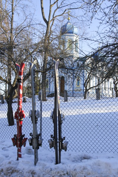 Blakus Cēsu pilsdrupām aizvadītas Red Bull Twitch’n’Ride skijoringa sacensības 143283