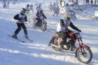 Blakus Cēsu pilsdrupām aizvadītas Red Bull Twitch’n’Ride skijoringa sacensības 13