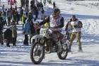 Blakus Cēsu pilsdrupām aizvadītas Red Bull Twitch’n’Ride skijoringa sacensības 16