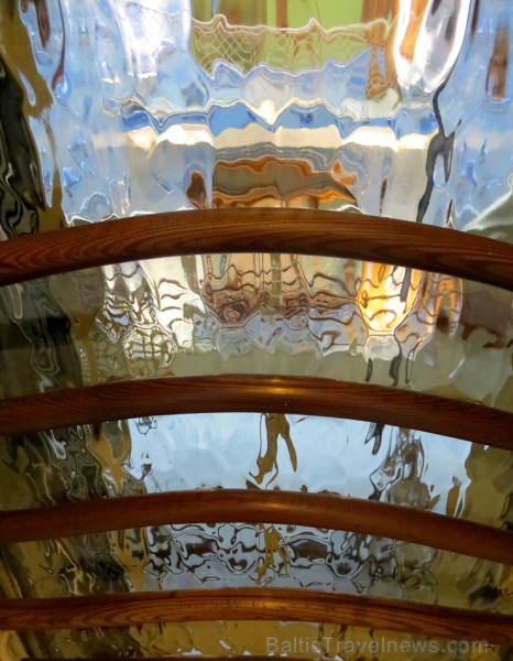 Izjūti arhitekta Antorio Gaudi veidotās Casa Battló mājas neordināru atmosfēru. Vairāk informācijas: www.catalunya.com Izjūti arhitekta Antorio Gaudi veidotās Casa Battló mājas neordināru atmosfēru. Vairāk informācijas: www.catalunya.com 144612