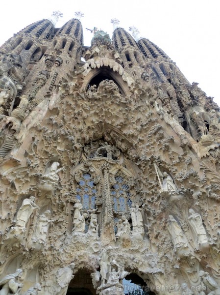Atklāj, ko slēpj Svētās Ģimenes baznīcas (Sagrada Família) greznas vitrāžas www.sagradafamilia.cat Atklāj, ko slēpj Svētās Ģimenes baznīcas (Sagrada Família) greznas vitrāžas www.sagradafamilia.cat 144985