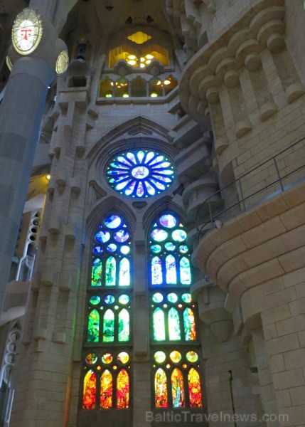 Atklāj, ko slēpj Svētās Ģimenes baznīcas (Sagrada Família) greznas vitrāžas www.sagradafamilia.cat Atklāj, ko slēpj Svētās Ģimenes baznīcas (Sagrada Família) greznas vitrāžas www.sagradafamilia.cat 145003