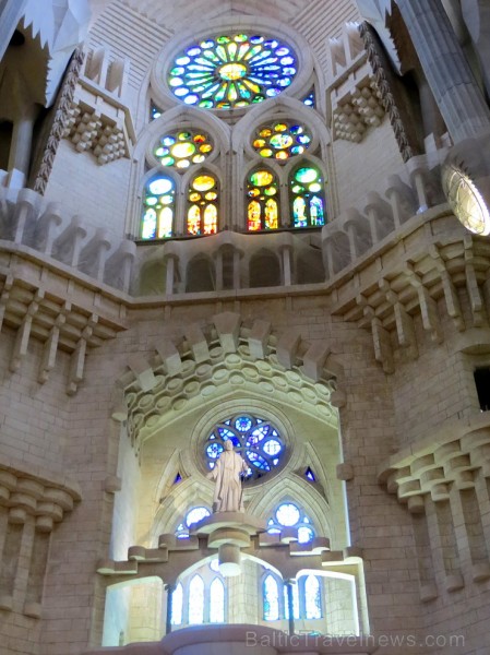 Atklāj, ko slēpj Svētās Ģimenes baznīcas (Sagrada Família) greznas vitrāžas www.sagradafamilia.cat Atklāj, ko slēpj Svētās Ģimenes baznīcas (Sagrada Família) greznas vitrāžas www.sagradafamilia.cat 145005