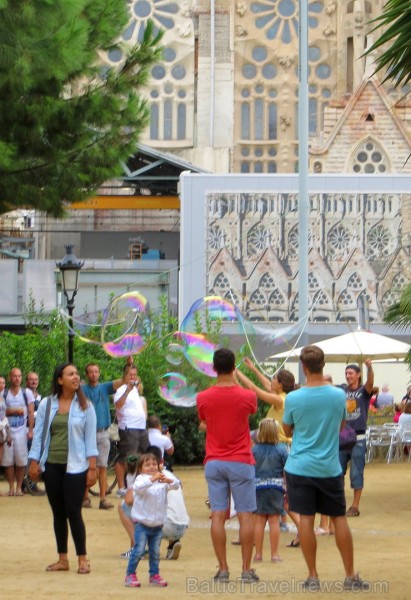 Atklāj, ko slēpj Svētās Ģimenes baznīcas (Sagrada Família) greznas vitrāžas www.sagradafamilia.cat Atklāj, ko slēpj Svētās Ģimenes baznīcas (Sagrada Família) greznas vitrāžas www.sagradafamilia.cat 145023